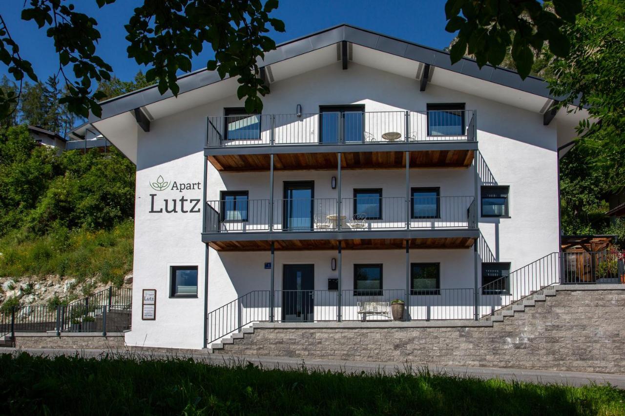 Apart Lutz Prutz Luaran gambar